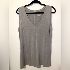 Lane Bryant Gray V-Neck Sleeveless Top